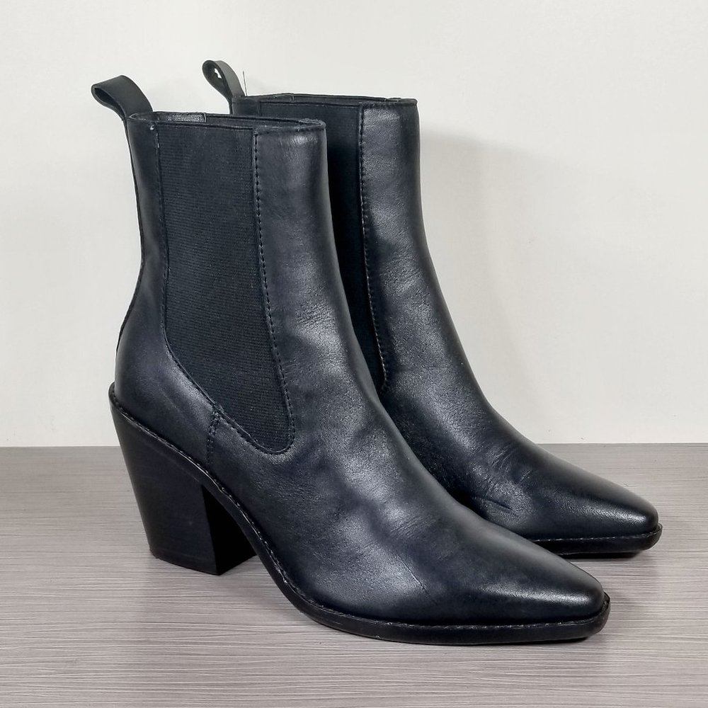 Treasure & Bond Emerson Chelsea Boot, Black Leather, Womens Size 6.5 M
